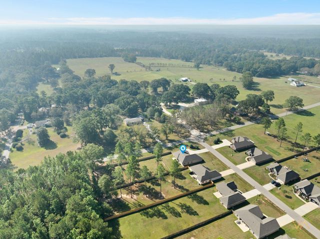 4 Sapphire Dr., Purvis, MS 39475
