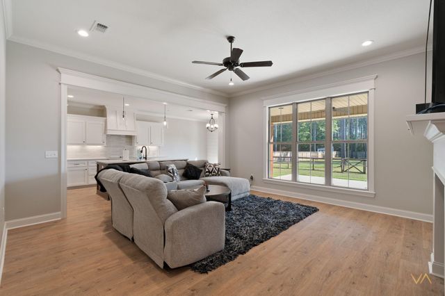 4 Sapphire Dr., Purvis, MS 39475