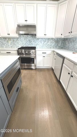 365 Hopedale Drive SE, Bayville, NJ 08721