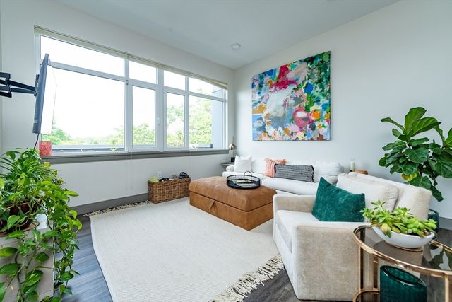 400 Mystic Avenue 205, Somerville, MA 02145