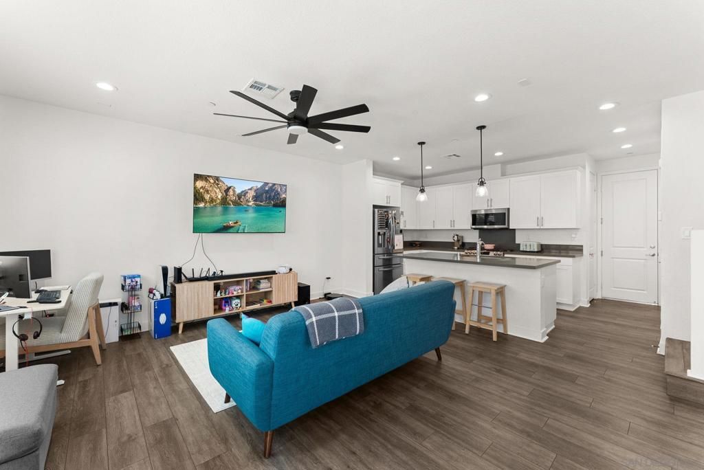 Image 11 of property listing at 3251 Crecida, Carlsbad, CA 92010