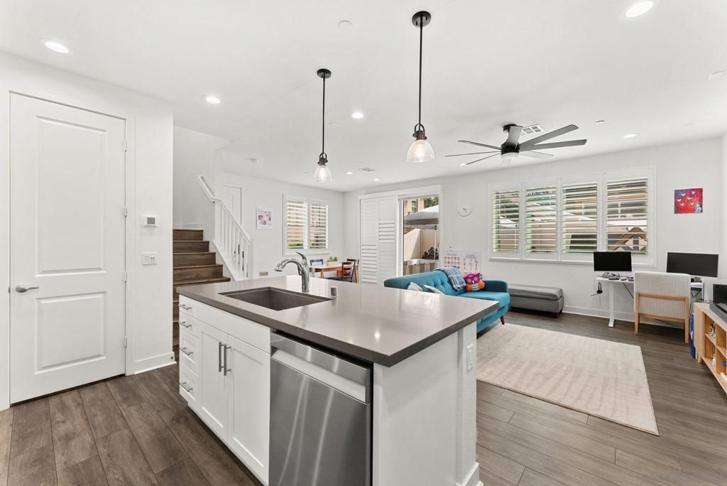 Image 15 of property listing at 3251 Crecida, Carlsbad, CA 92010