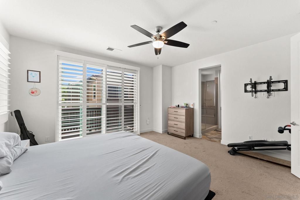 Image 32 of property listing at 3251 Crecida, Carlsbad, CA 92010