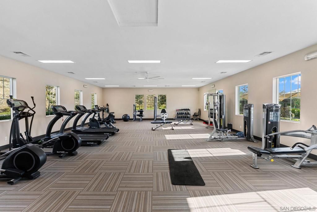 Image 49 of property listing at 3251 Crecida, Carlsbad, CA 92010