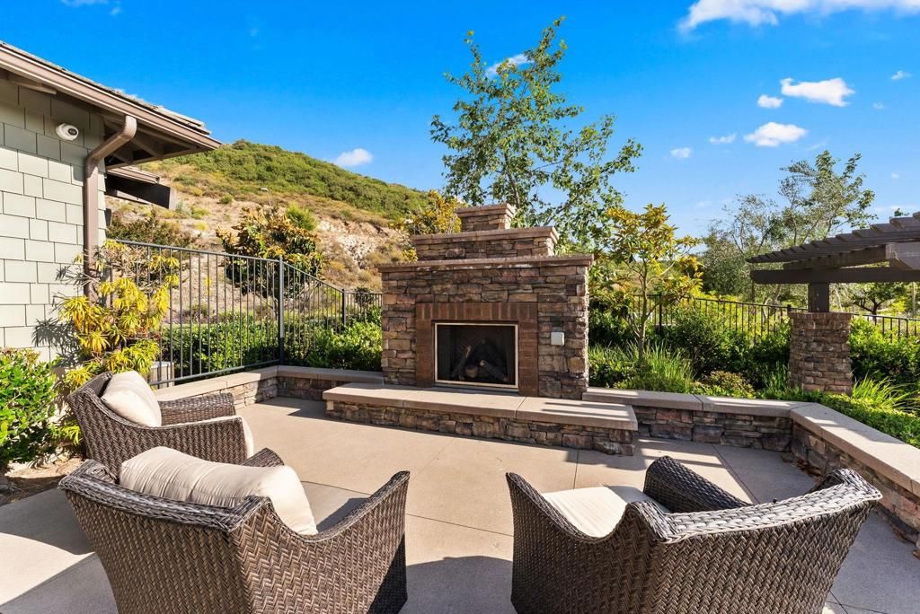 Image 50 of property listing at 3251 Crecida, Carlsbad, CA 92010