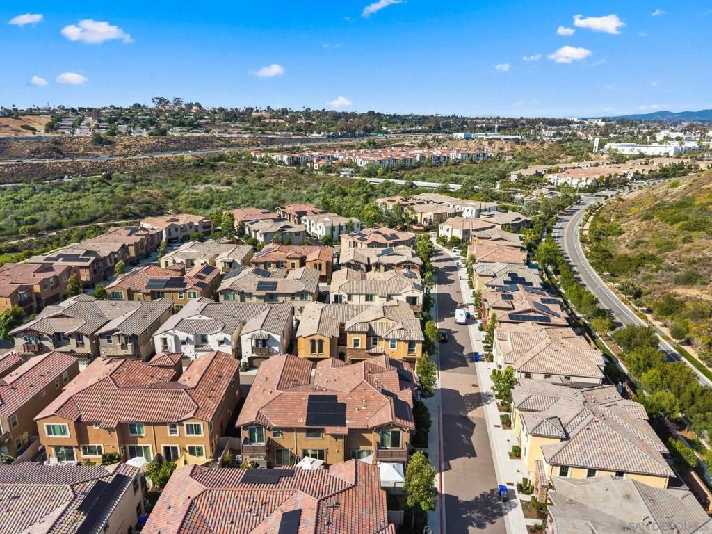 Image 59 of property listing at 3251 Crecida, Carlsbad, CA 92010
