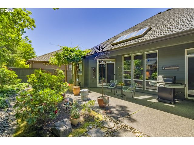 15502 Nw PAR Ct, Portland, OR 97229