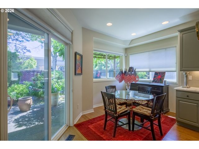 15502 Nw PAR Ct, Portland, OR 97229