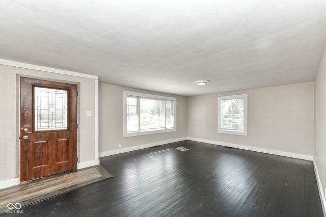 162 W 500 S, Anderson, IN 46013