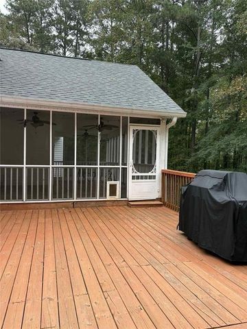 68 Lancaster Way, Newnan, GA 30263