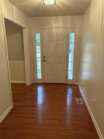 68 Lancaster Way, Newnan, GA 30263