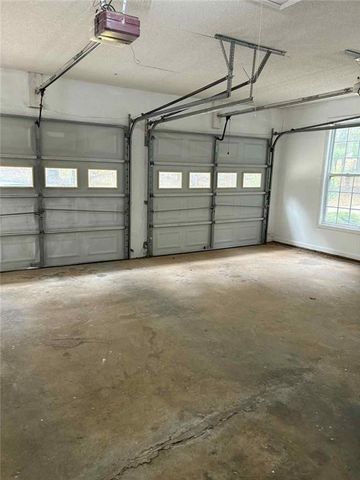 68 Lancaster Way, Newnan, GA 30263