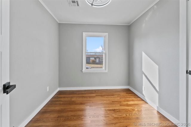 2059 E Young Place, Tulsa, OK 74110