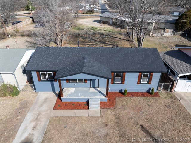 2059 E Young Place, Tulsa, OK 74110