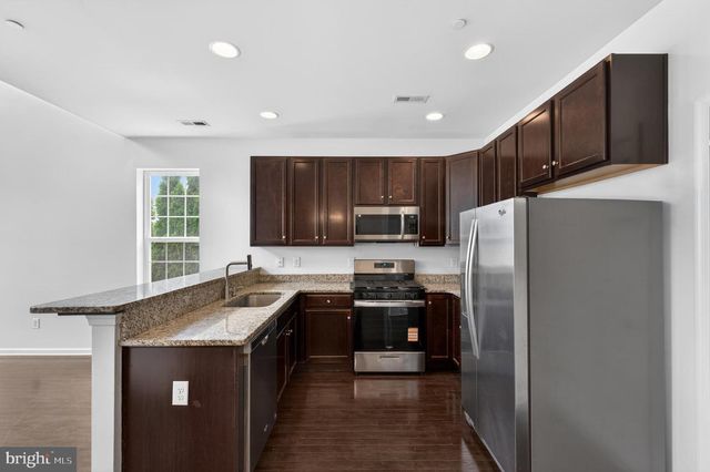 1255 PARISH AVE, Claymont, DE 19703