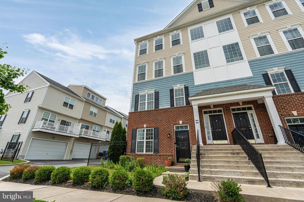 1255 PARISH AVE, Claymont, DE 19703