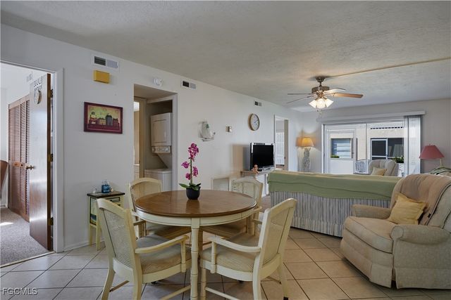 1100 Pondella RD 801, Cape Coral, FL 33909