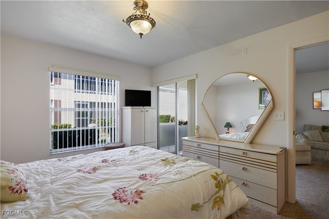 1100 Pondella RD 801, Cape Coral, FL 33909