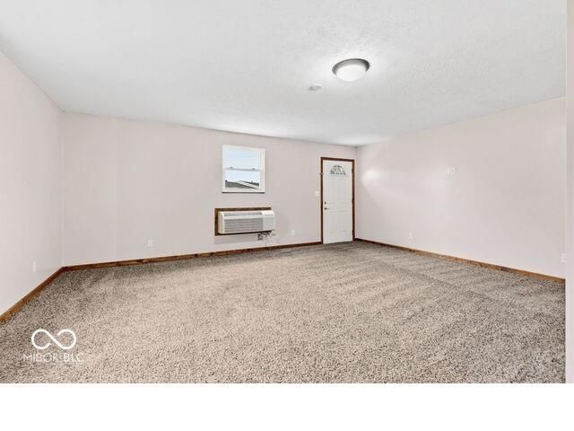 1405 Lafayette Avenue, Lebanon, IN 46052