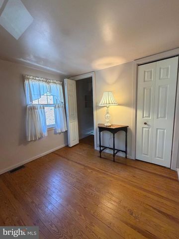 31 E ORANGE ST, Ephrata, PA 17522