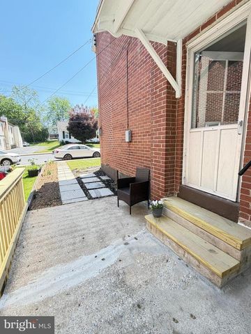 31 E ORANGE ST, Ephrata, PA 17522