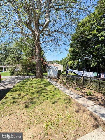 31 E ORANGE ST, Ephrata, PA 17522