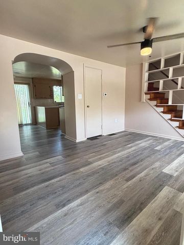 31 E ORANGE ST, Ephrata, PA 17522