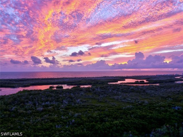 201 Arbor Lake DR 2-201, Naples, FL 34110