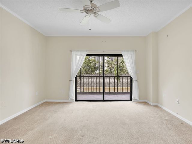 201 Arbor Lake DR 2-201, Naples, FL 34110