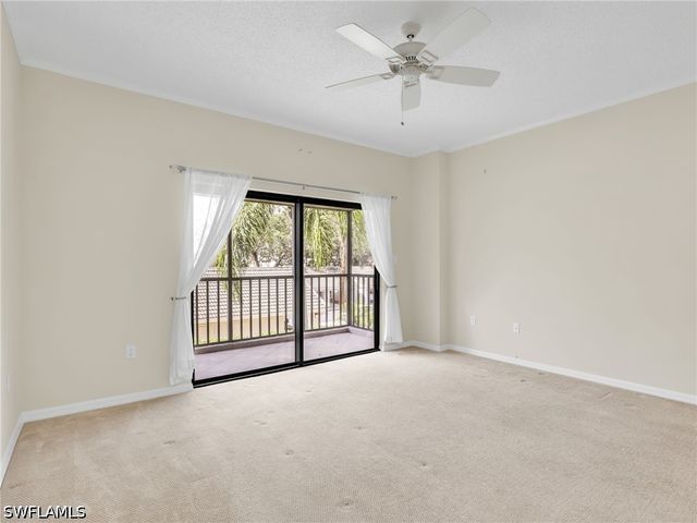 201 Arbor Lake DR 2-201, Naples, FL 34110
