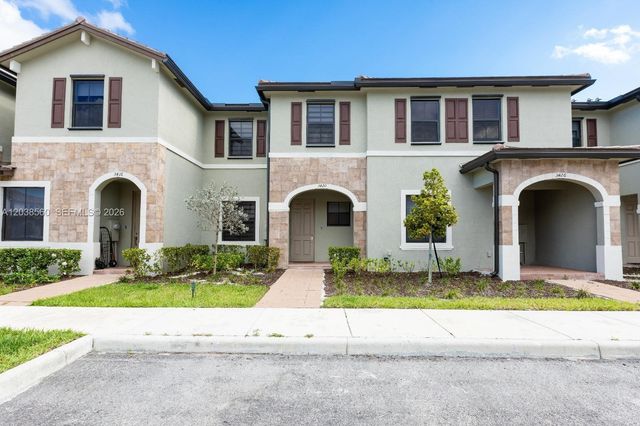 3420 W 111th Pl, Hialeah, FL 33018