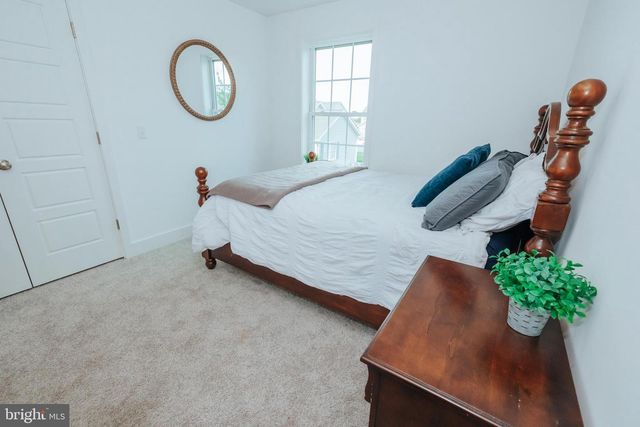133 CHARLAN BLVD, Mount Joy, PA 17552