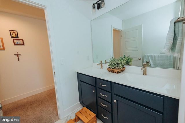 133 CHARLAN BLVD, Mount Joy, PA 17552