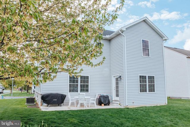 133 CHARLAN BLVD, Mount Joy, PA 17552