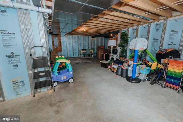 133 CHARLAN BLVD, Mount Joy, PA 17552