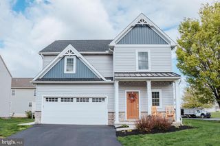133 CHARLAN BLVD, Mount Joy, PA 17552