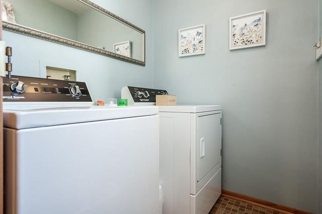 3168 S High Crest Road, Beloit, WI 53511