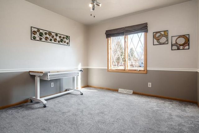 3168 S High Crest Road, Beloit, WI 53511