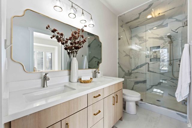 16 GATEHOUSE LN, Sandy, UT 84092