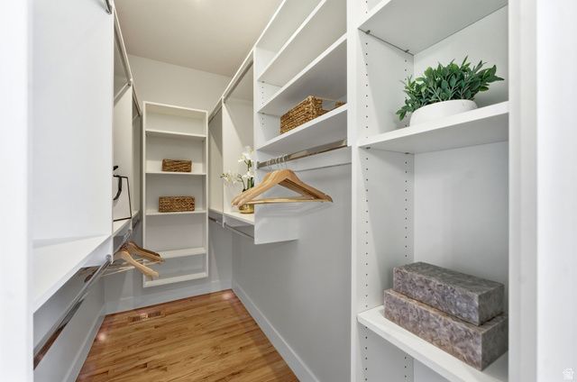 16 GATEHOUSE LN, Sandy, UT 84092