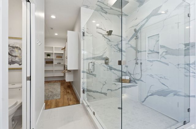 16 GATEHOUSE LN, Sandy, UT 84092