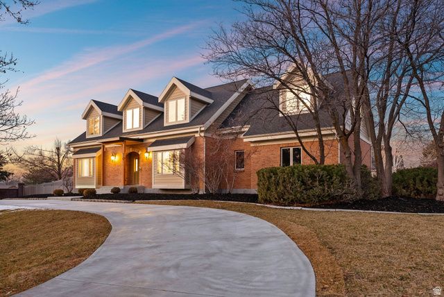 16 GATEHOUSE LN, Sandy, UT 84092