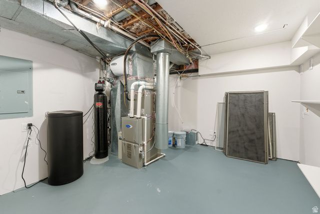 16 GATEHOUSE LN, Sandy, UT 84092