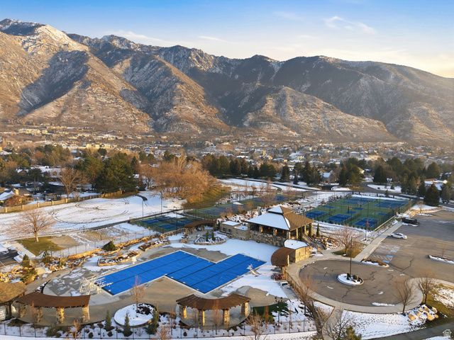 16 GATEHOUSE LN, Sandy, UT 84092