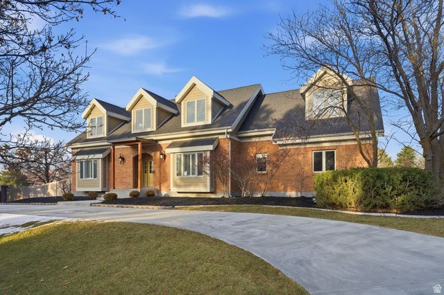 16 GATEHOUSE LN, Sandy, UT 84092