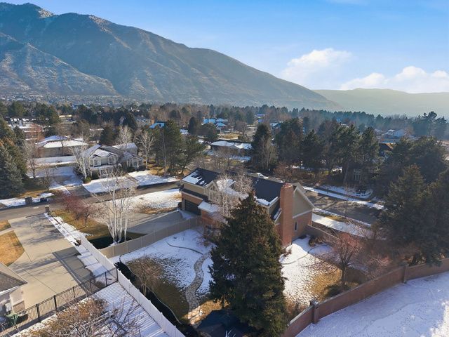 16 GATEHOUSE LN, Sandy, UT 84092