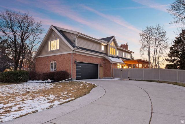 16 GATEHOUSE LN, Sandy, UT 84092