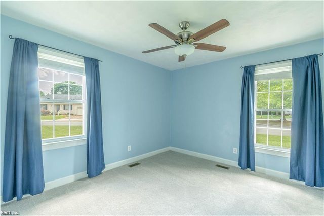 817 Doe Run DR, Chesapeake, VA 23322