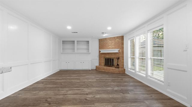 2715 Wildridge Drive, Kingwood, TX 77339