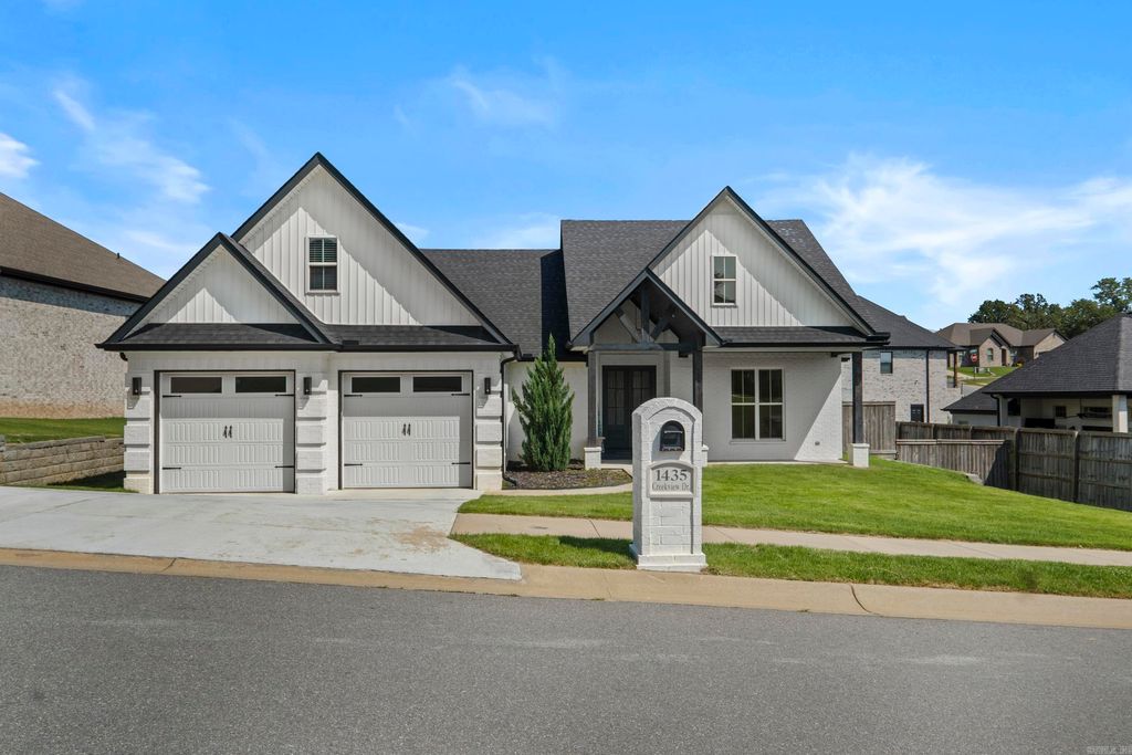 1435 Creekview Drive, Sherwood, AR 72120